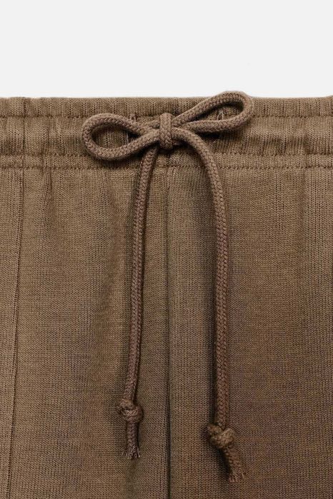 Pantaloni noi zara s