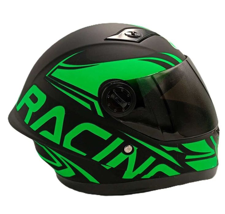 Детска мото каска с тъмен визьор 4035