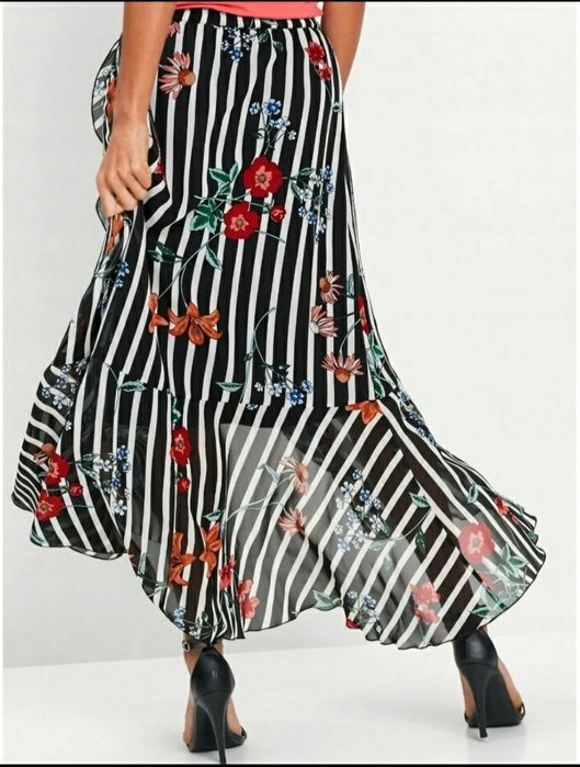 Compleu bonprix  bluza fusta