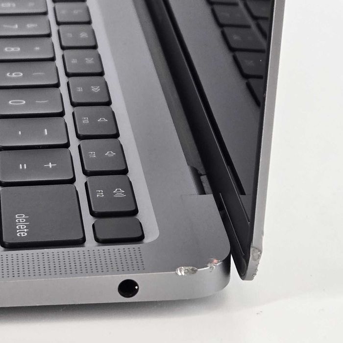 Apple MacBook Air 13 2020 серебристый