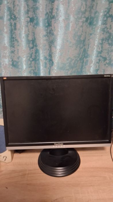 Продам компютер в хорошем состояние