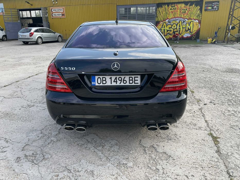 Mercedes-Benz S550