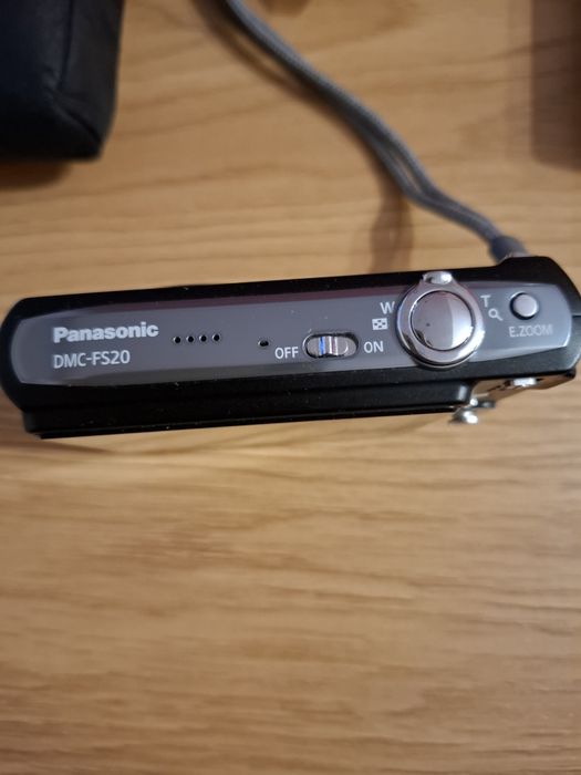 Фотоапарат  Panasonic Lumix DMC-fs20