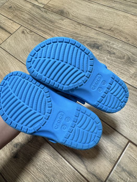 Crocs- marimea C10 (27-28)