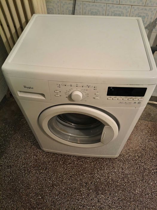 Mașina de spălat rufe Whirlpool AWO/C 62010