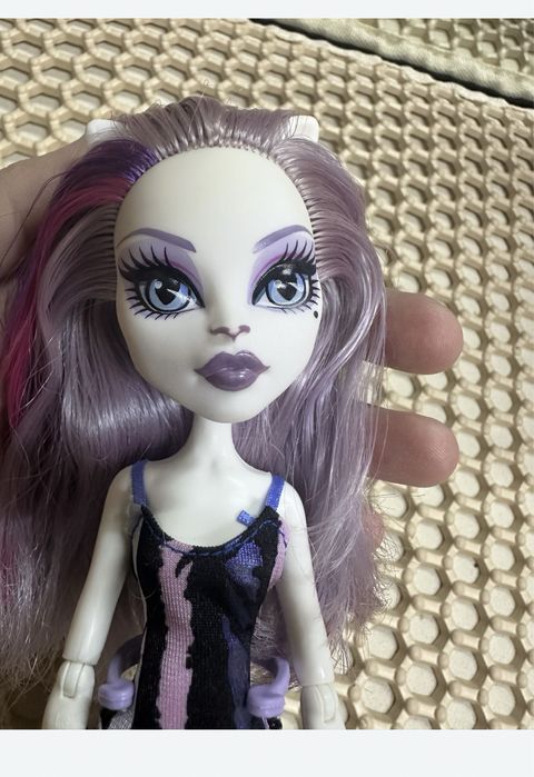 Продам куклу монстр хай!