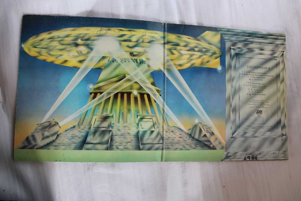 Zepplelin II - Грамофонна Плоча ПОЧТИ  НОВА