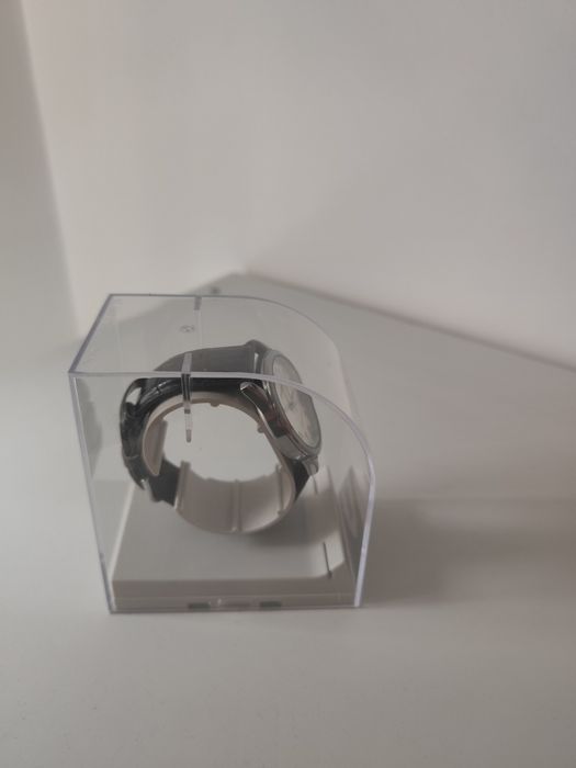 Ceas Casio nou .