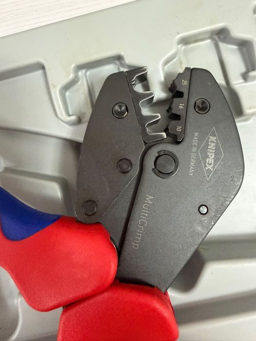 Knipex cleste de serrizare
