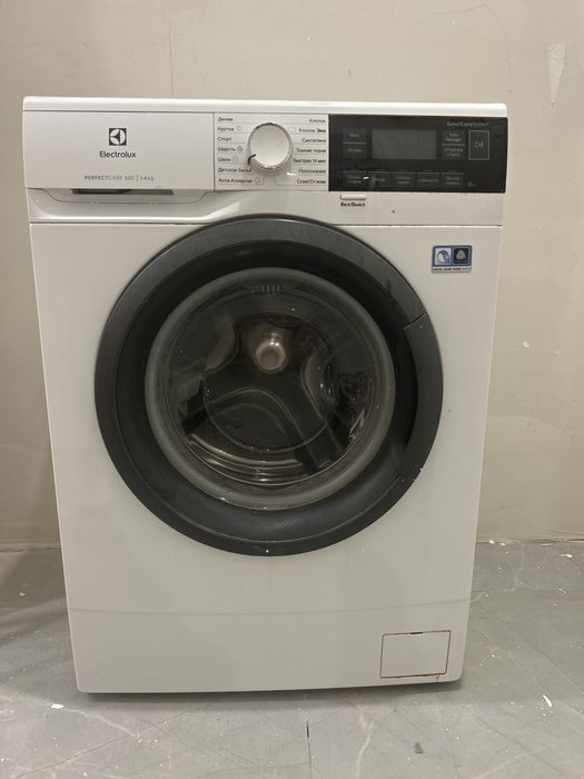 Стиральная машина Electrolux