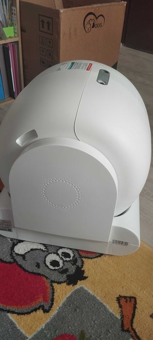 Смарт котешка тоалетна