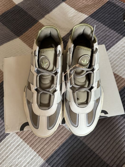 Кроссовки Adidas niteball