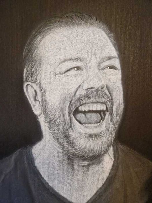 Ricky Gervais Bundle - Tablou Art + 3 Show-uri de Stand-Up (3 Discuri)