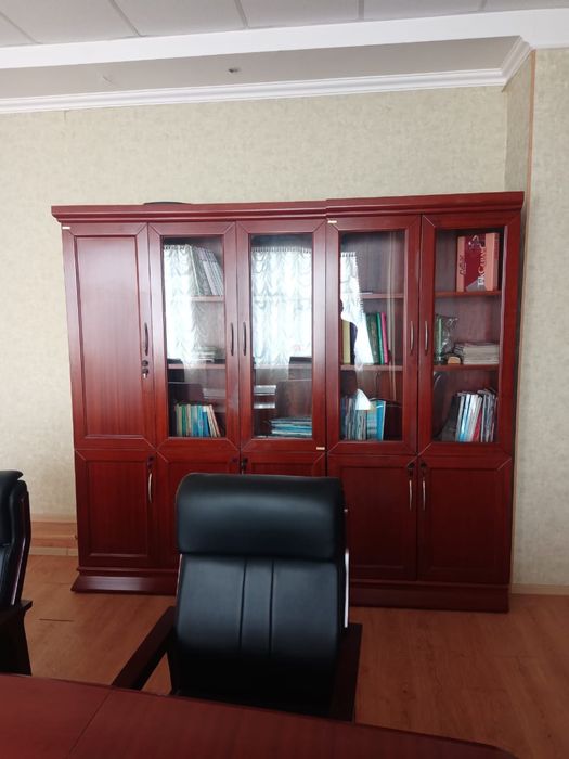 Продам офисную мебель