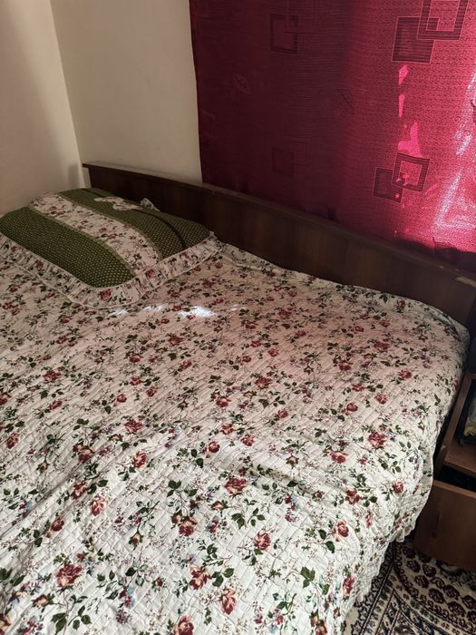 Spalniy mebel sotiladi