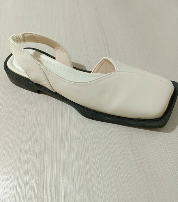 Босоножки стильные