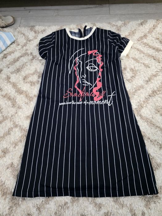 Alessa рокля с клин