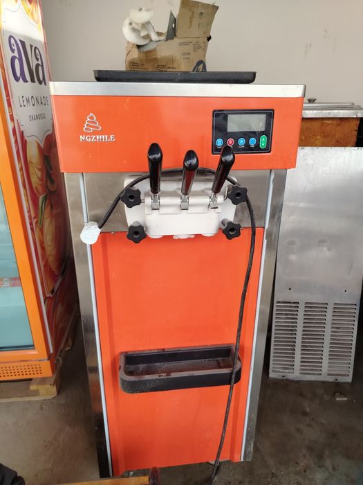 Frezer sotiladi aybi yo'q