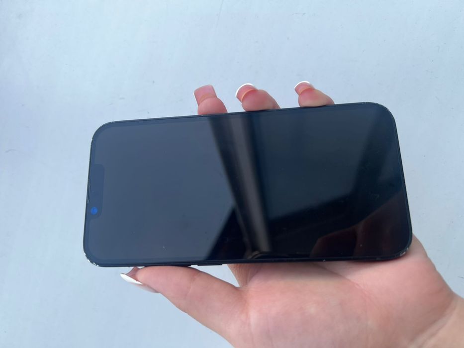 продам 14 айфон срочно