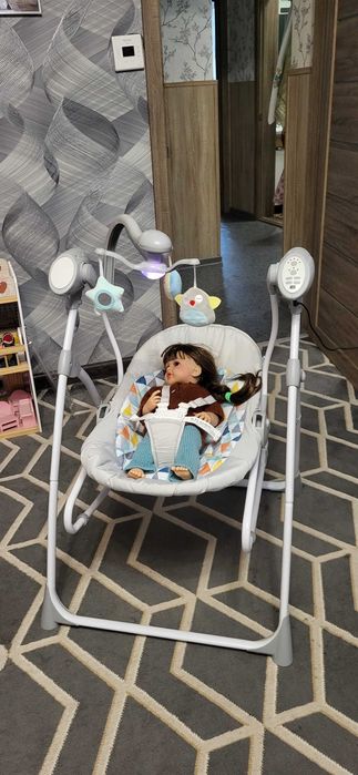 Детская качелька