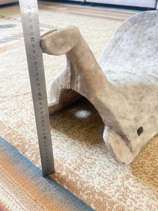 Продам седло цельно вырубанный