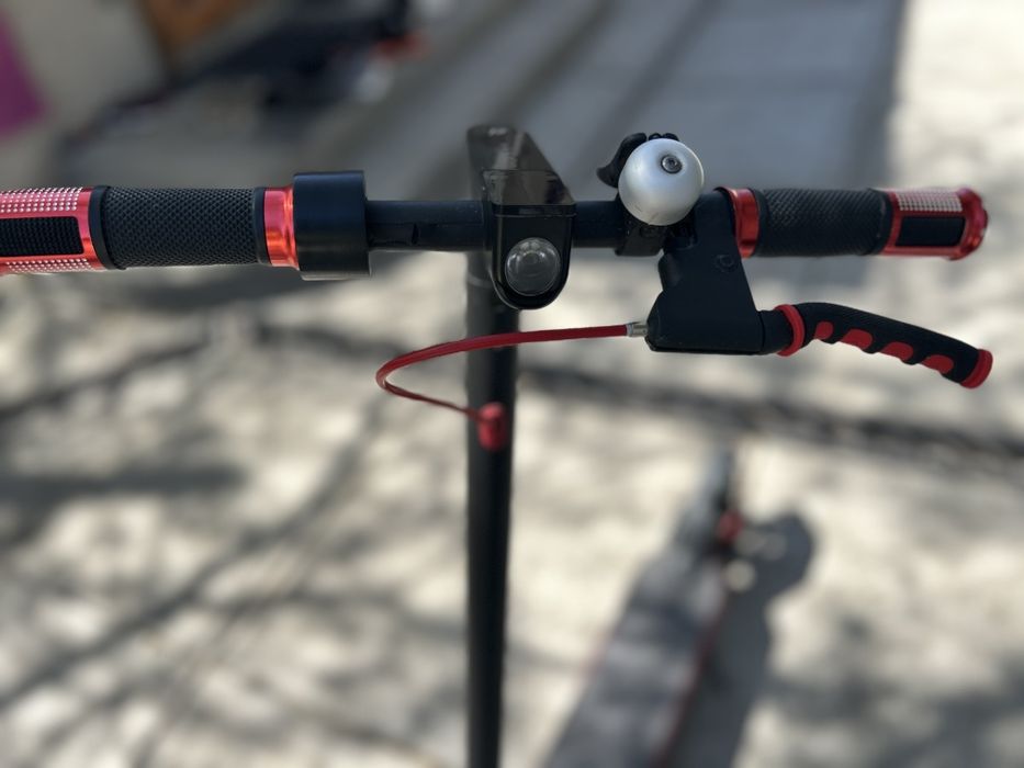 Электроэлектросомакат Xsiomi m365