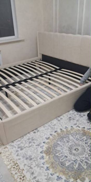 Кровать 200*200м