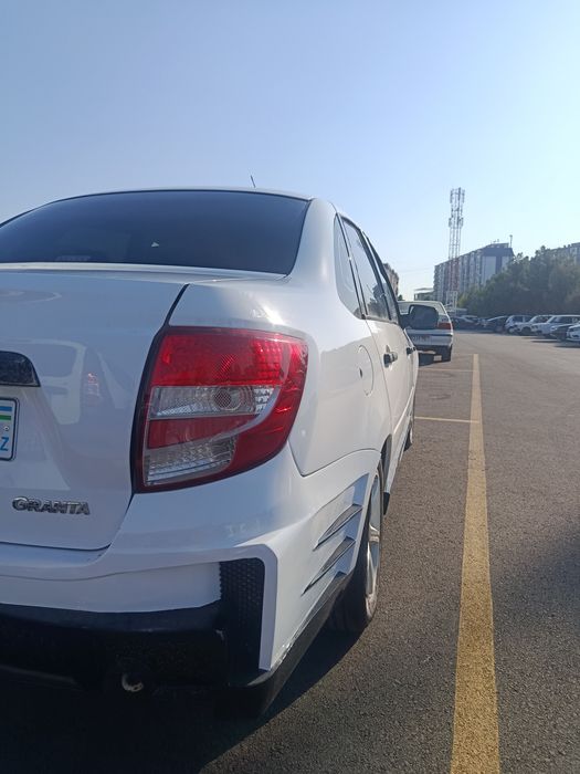 Lada granta 2011