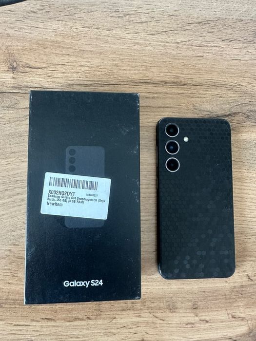 Samsung S24 черный, 8/256