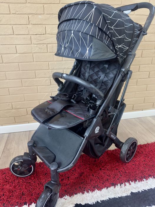 Детская коляска өте жақсы жағдайда