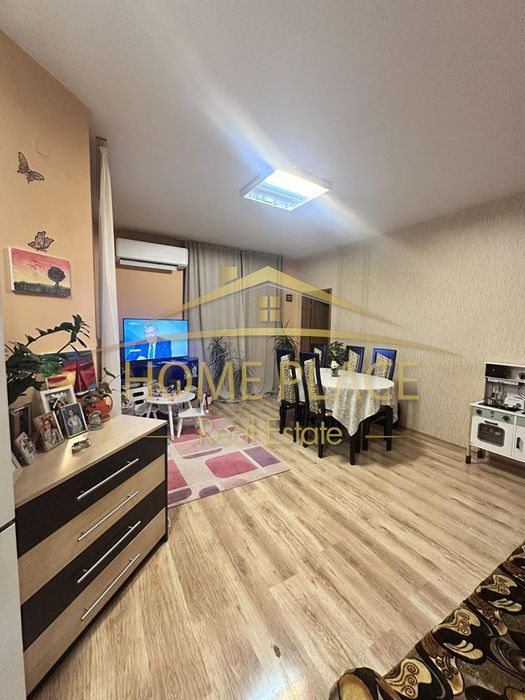 Дава се под наем Двустаен апартамент в Варна, Възраждане 1 - 65 кв.м за 458.49 € - Снимка #1