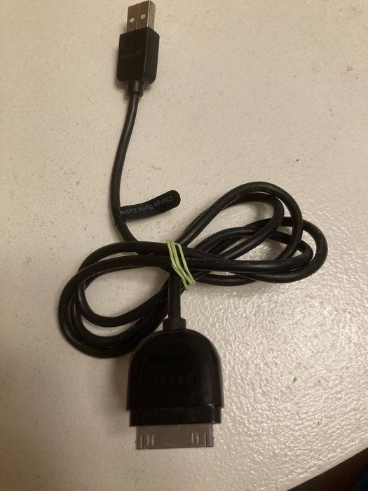 Incarcator ipod original . Adaptor ipad . Incarcator iphone 4 apple