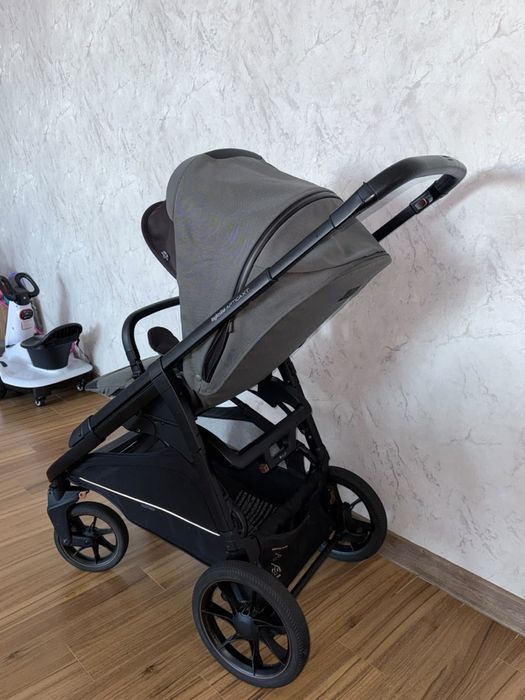 Inglesina Aptica XT 2 в 1 продам коляску