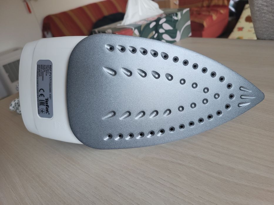 Fier de calcat Tefal Virtuo FV1711E0