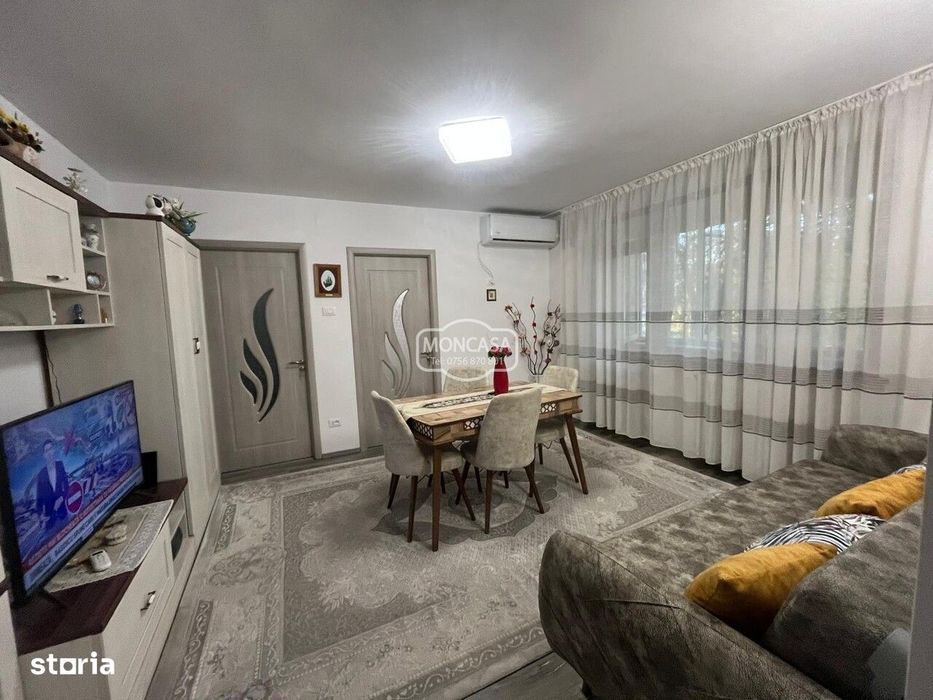Apartament 3 camere zona Marchian , etaj 1