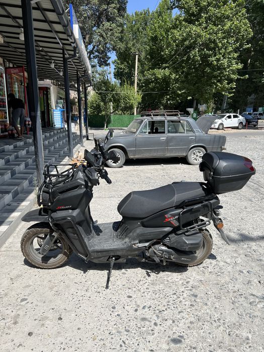 Танк сукутер сотилади