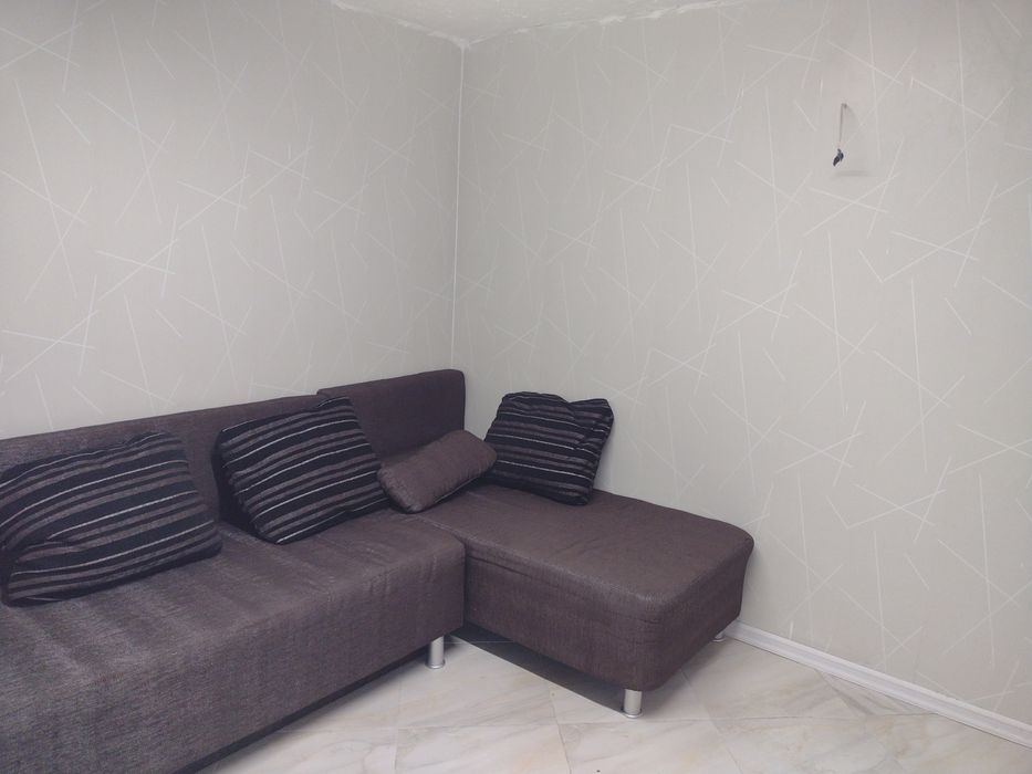 Дава се под наем Едностаен апартамент в Плевен, Идеален център - 25 кв.м за 153 € - Снимка #3