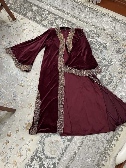 Абая и платя для женщин