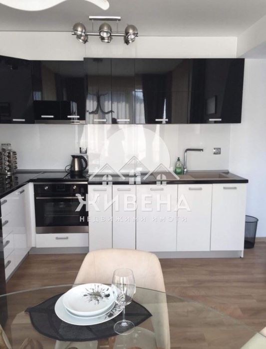Дава се под наем Двустаен апартамент в Варна, ВИНС - 80 кв.м за 850 € - Снимка #8