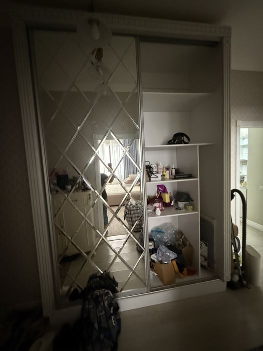 Шкаф купе зеркальный