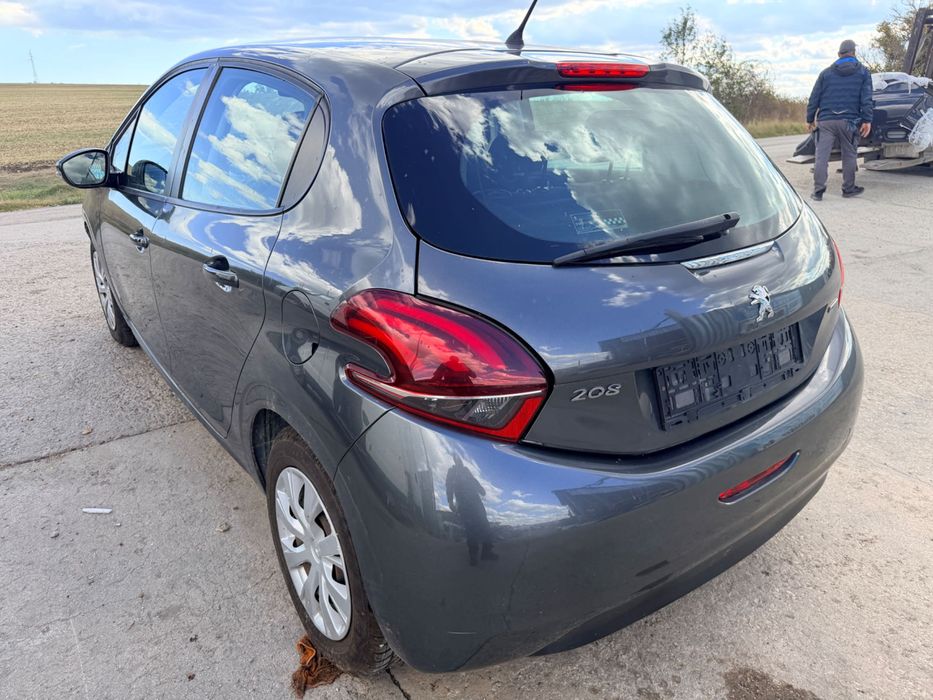 Peugeot 208 1.2 PureTech, двигател HMZ, HM01, 82 кс., 5 ск., 114000 км., 2017г., евро 6D, Пежо 208 1.2 PureTech, engine HMZ, 82 hp, 5 sp., 114000 km.