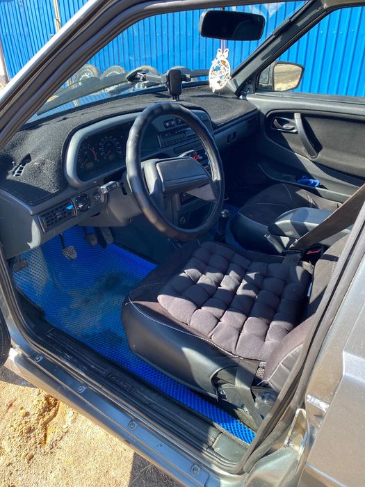 Продам машину 2114 срочно