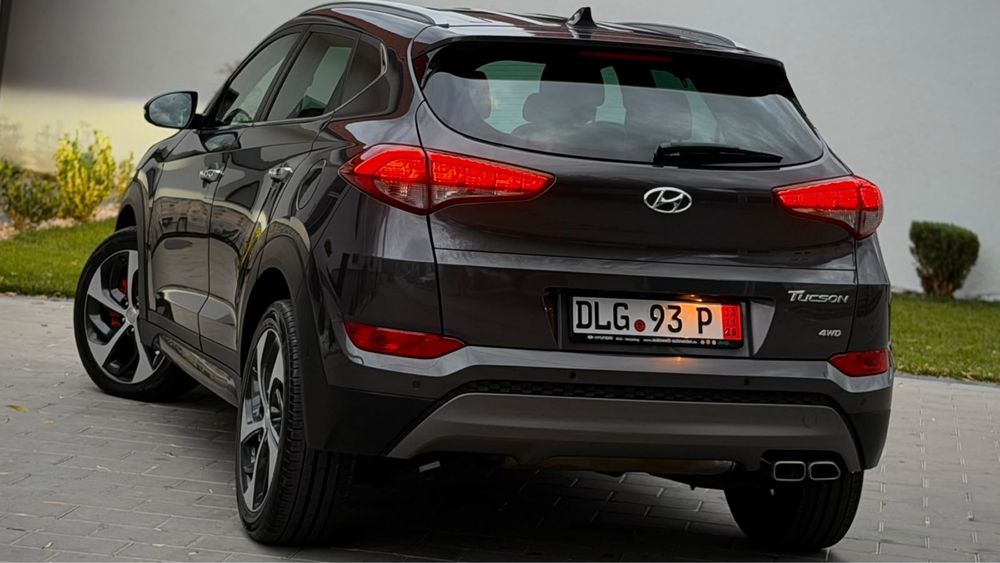 Hunday tucson 2.0  Tdi 184 cp