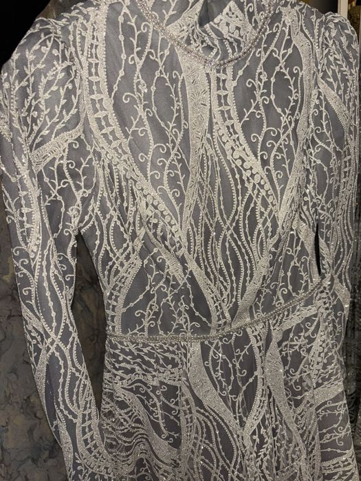 Вечерное платье