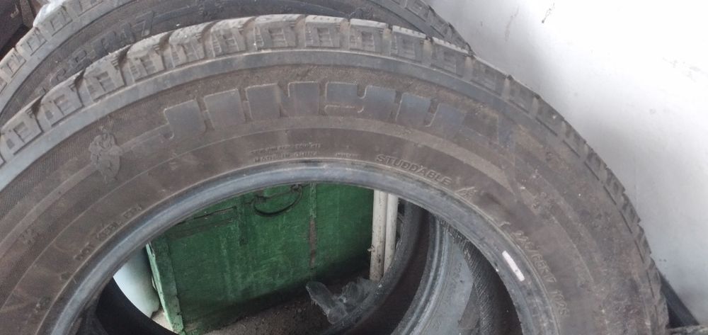 Зимняя резина в хорошем состоянии