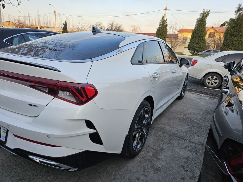 Kia k5. GT-Line.2.5l.Ful. Yili 2023. Yurgani 14500. Narxi 32500