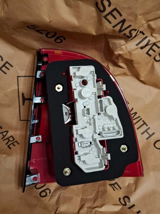 Stop stanga VW Passat B5.5 W8