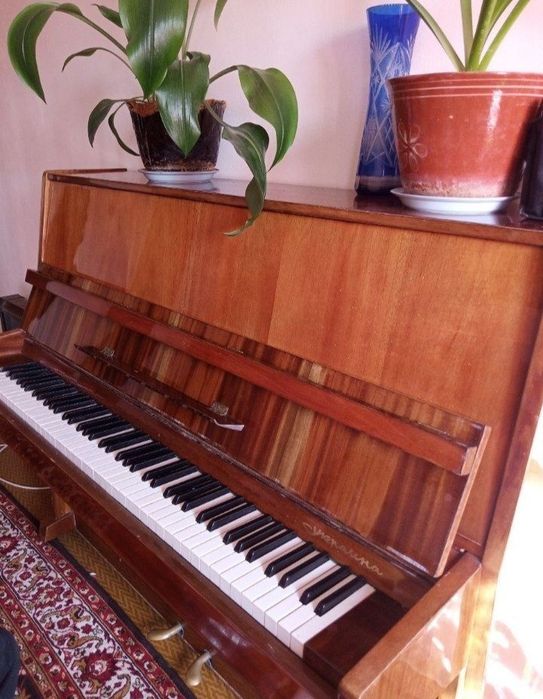 продается пианино