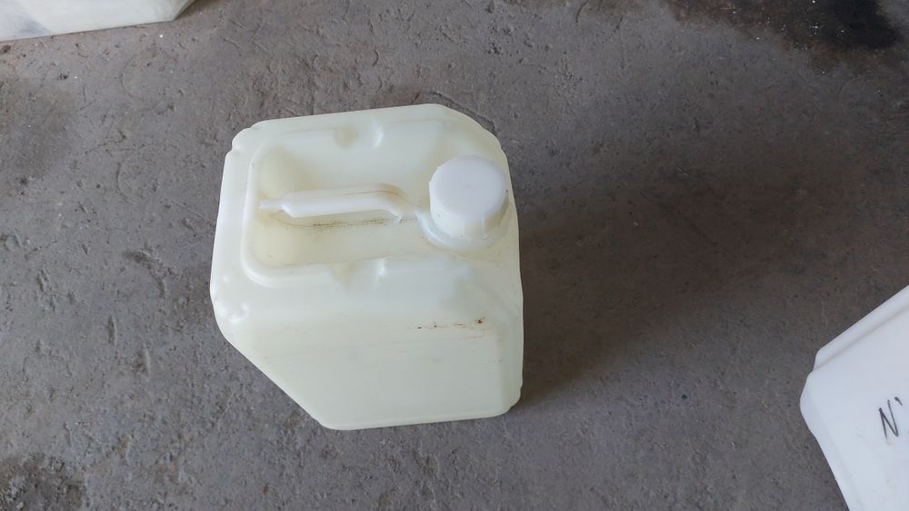 Канистры на 10 и 20 литров