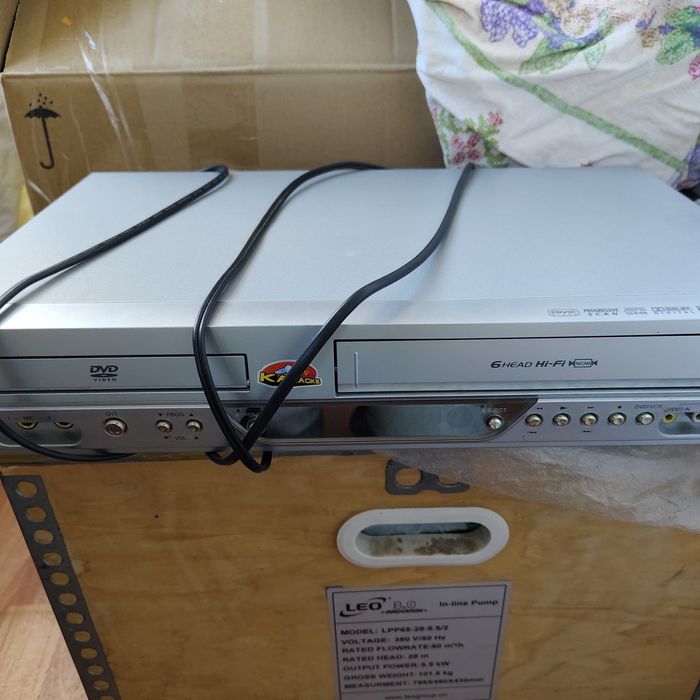 Продам DVD проигрыватель